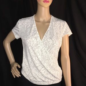 New York & CO Wrap Top